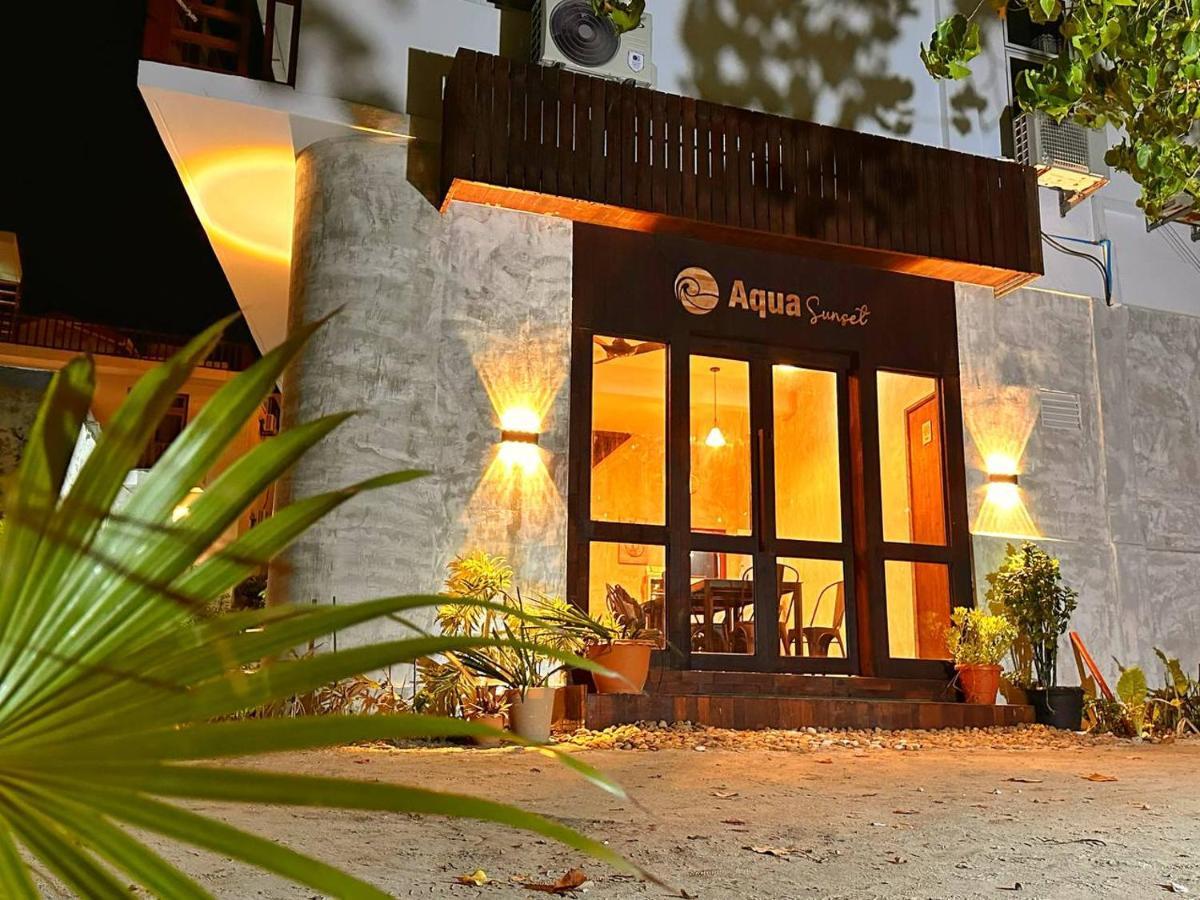 Aqua Sunset Hotel Gulhi Exterior photo