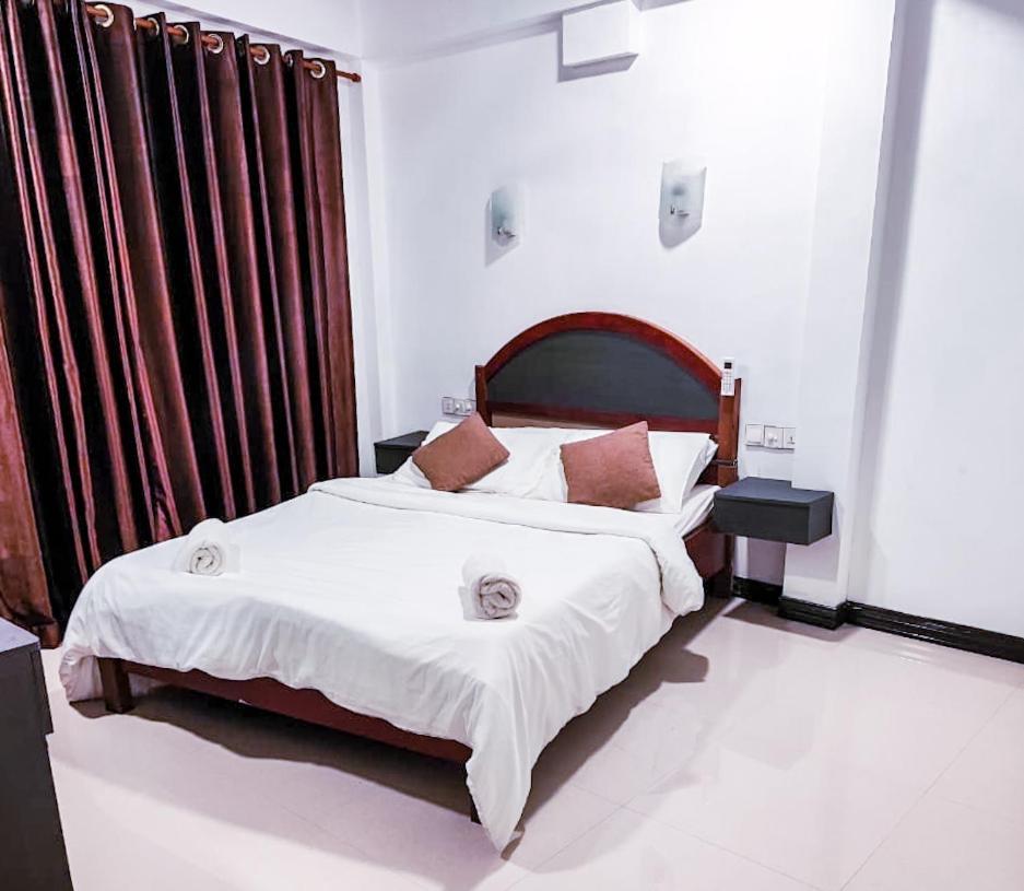 Aqua Sunset Hotel Gulhi Exterior photo